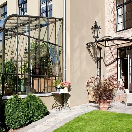فندق مبيت وإفطار Jacquemine Luxury And Art Gallery *