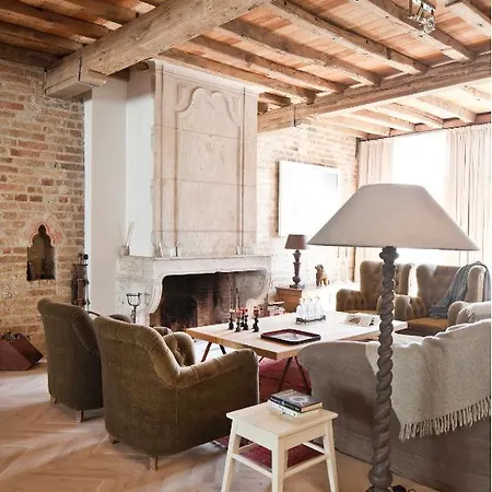 Jacquemine Luxury And Art Gallery * Bruges